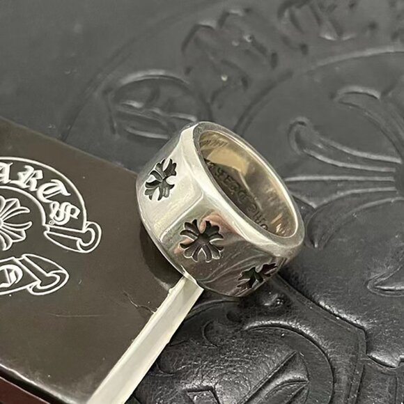 Chrome Hearts Hollow Cross Wide Ring - Picture 5 of 8